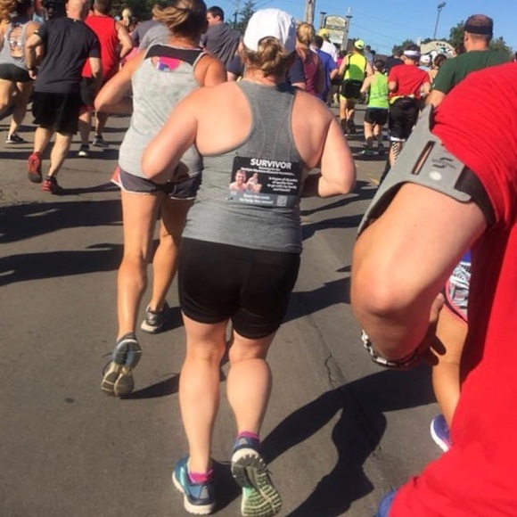 Meet your Posher, Kelly! - Picture 6 of 7